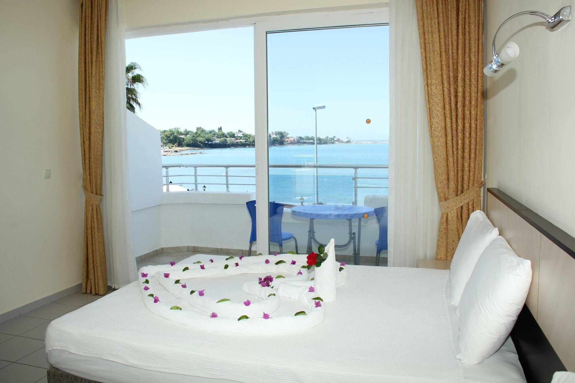 Side Beach Club Экстерьер фото
